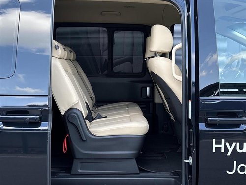 HYUNDAI Staria 24 -