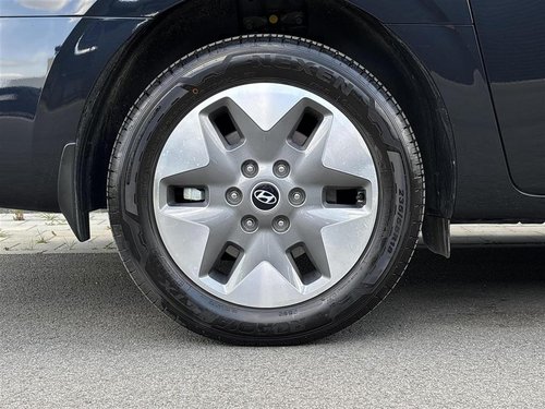 HYUNDAI Staria 24 -